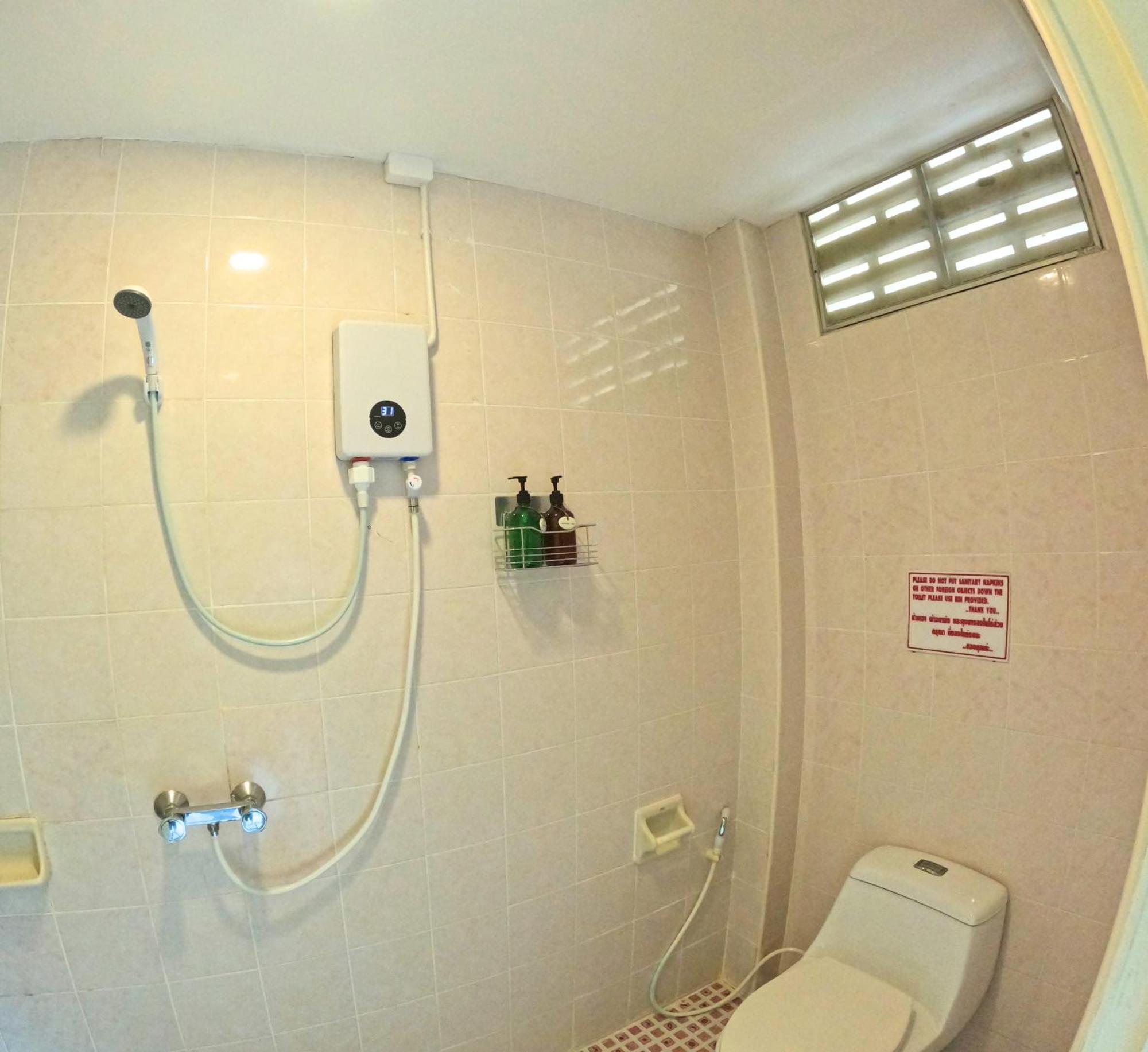 Kpop Hostel Karon Zewnętrze zdjęcie