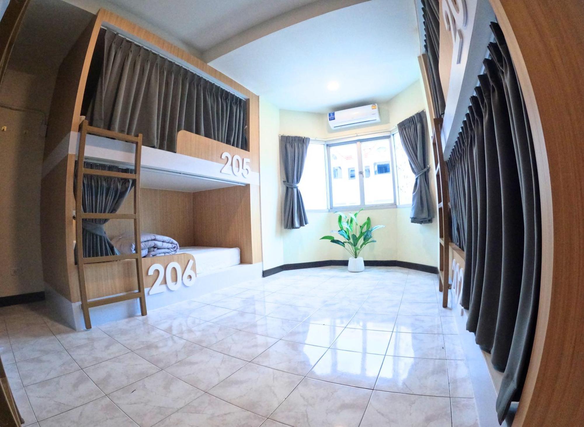 Kpop Hostel Karon Zewnętrze zdjęcie